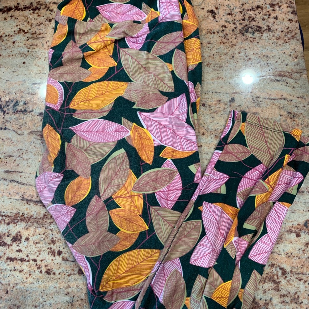 Buttery soft lularoe leggings